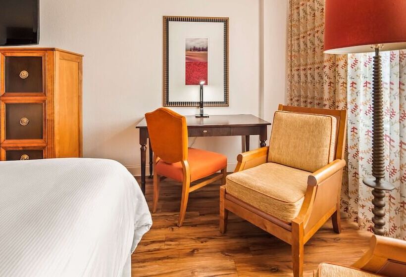 جناح لذوى الاحتياجات الخاصة, Magnolia Bluffs , Bw Signature Collection