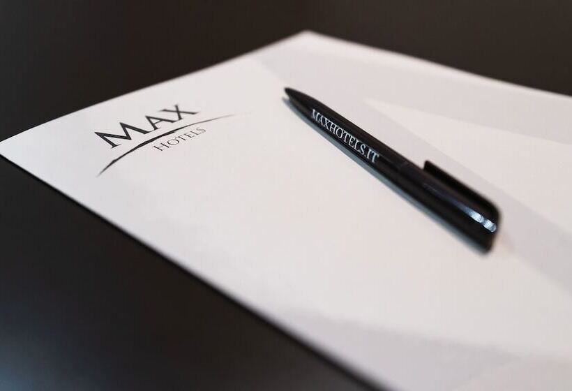 스탠다드 트리플 룸, Max Hotel Livorno