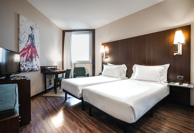 اتاق استاندارد سه نفره, Max Hotel Livorno