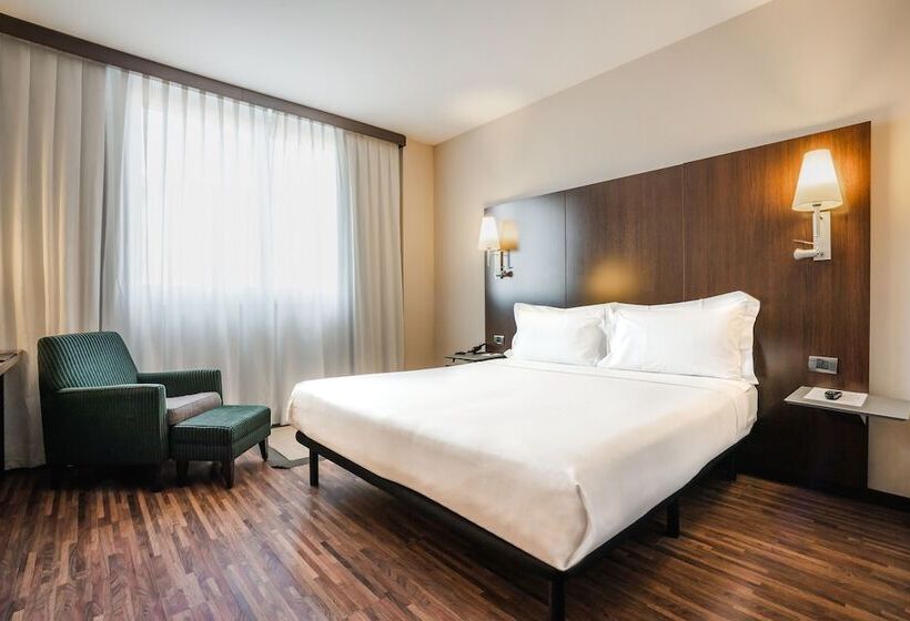 اتاق کلاسیک, Max Hotel Livorno