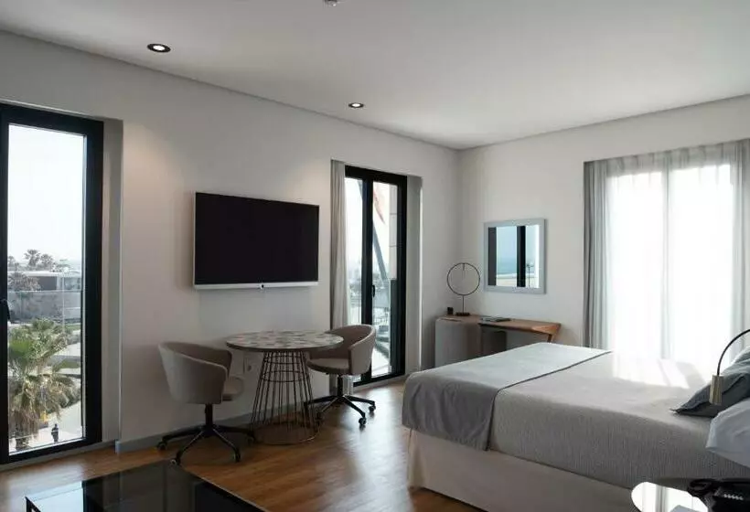 سوییت جونیور با چشم‌انداز دریا, Neptuno Playa & Spa