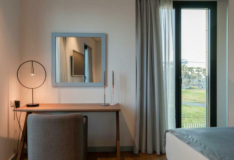 جناح جونيور مطلّ علي البحر, Neptuno Playa & Spa