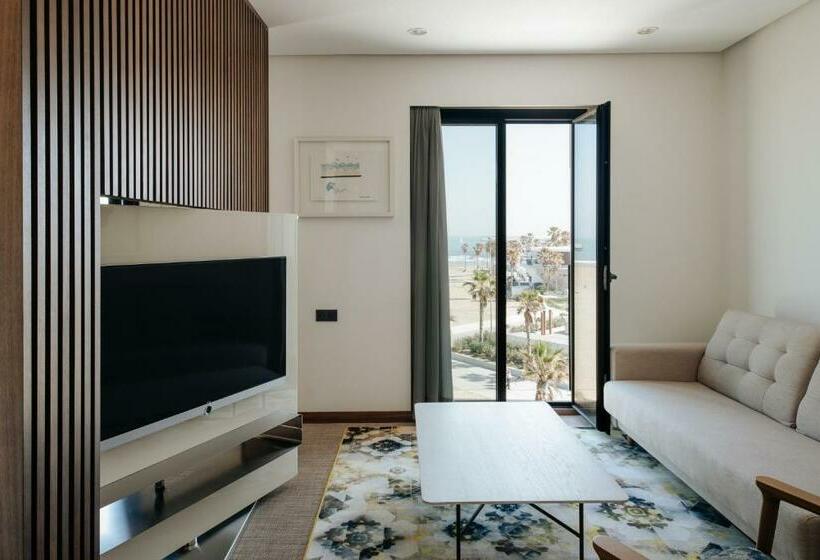 جناح جونيور مطلّ علي البحر, Neptuno Playa & Spa