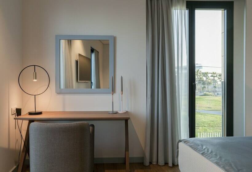 جناح جونيور مطلّ علي البحر, Neptuno Playa & Spa