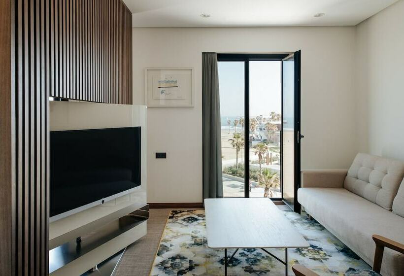 جناح جونيور مطلّ علي البحر, Neptuno Playa & Spa