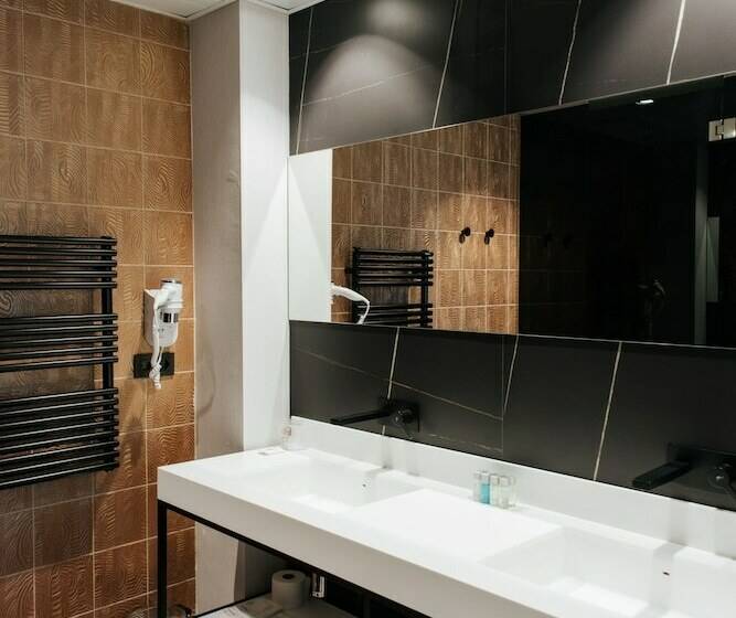 جناح جونيور مطلّ علي البحر, Neptuno Playa & Spa