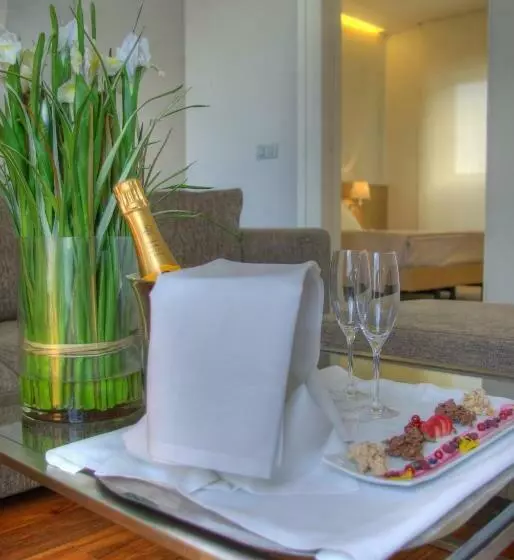 Suite with Terrace, Neptuno Playa & Spa
