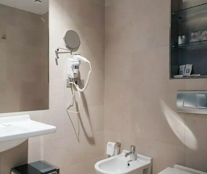اتاق استاندارد با چشم‌انداز دریا, Neptuno Playa & Spa
