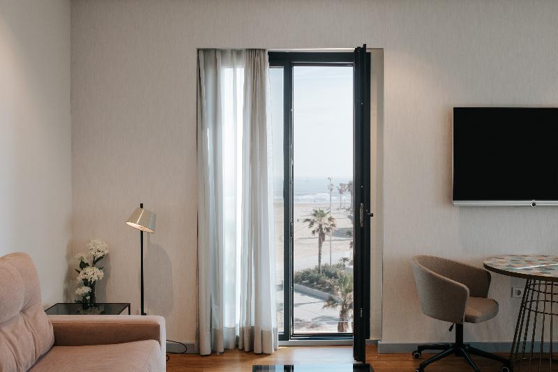 جناح جونيور مطلّ علي البحر, Neptuno Playa & Spa