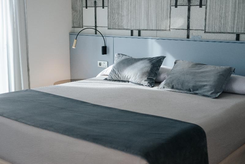 جناح جونيور مطلّ علي البحر, Neptuno Playa & Spa