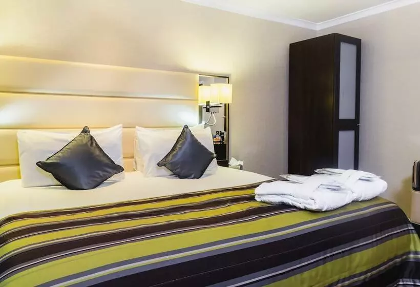 اتاق کلاب, Park Grand Hyde Park