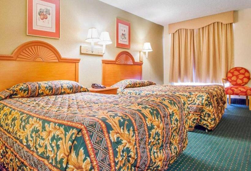 带2个双人床的标准工作室, Rodeway Inn Mount Laurel Hwy 73