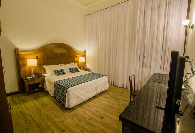 Номер Deluxe, Johnscher By Sj   San Juan Curitiba