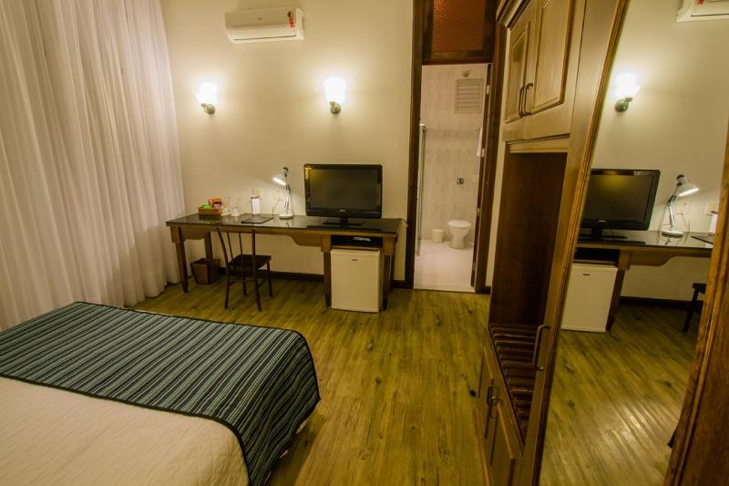 Номер Deluxe, Johnscher By Sj   San Juan Curitiba