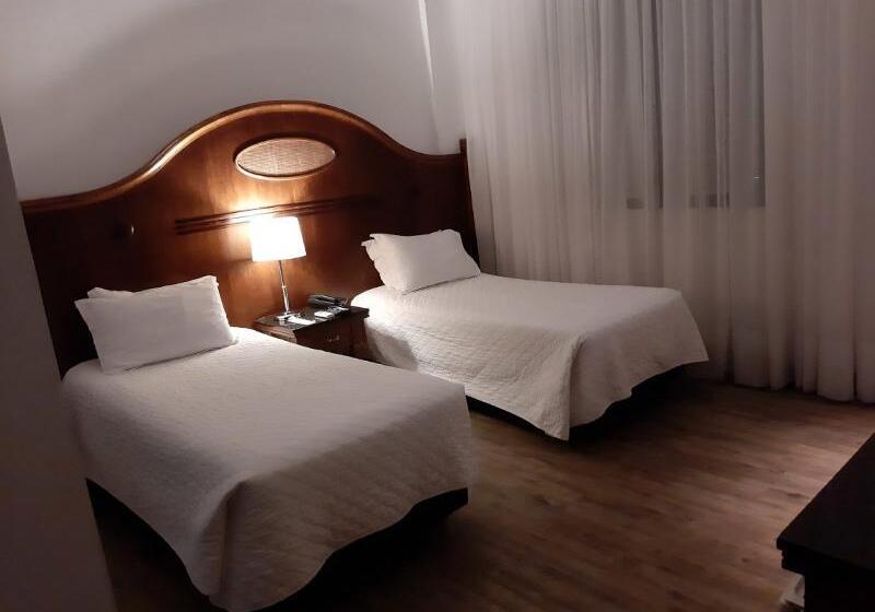 Номер Deluxe, Johnscher By Sj   San Juan Curitiba