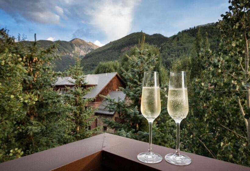 غرفة قياسية سرير كينج, The Hotel Telluride