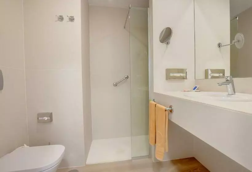 اتاق خانوادگی با چشمانداز دریا, Sbh Maxorata Resort