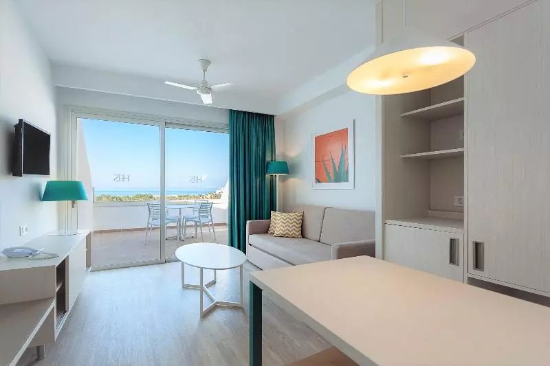 اتاق خانوادگی, Sbh Maxorata Resort