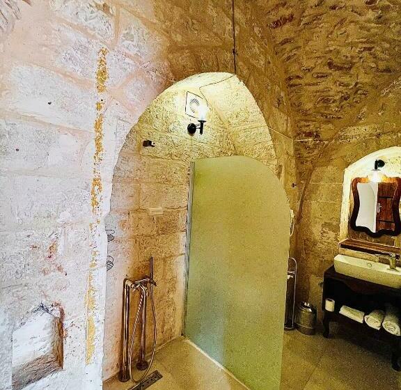 اتاق استاندارد با تخت بزرگ, Fairouz Otel