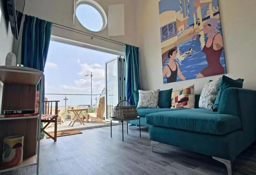 キングサイズベッドのスイートルーム, Beach Hut Suites