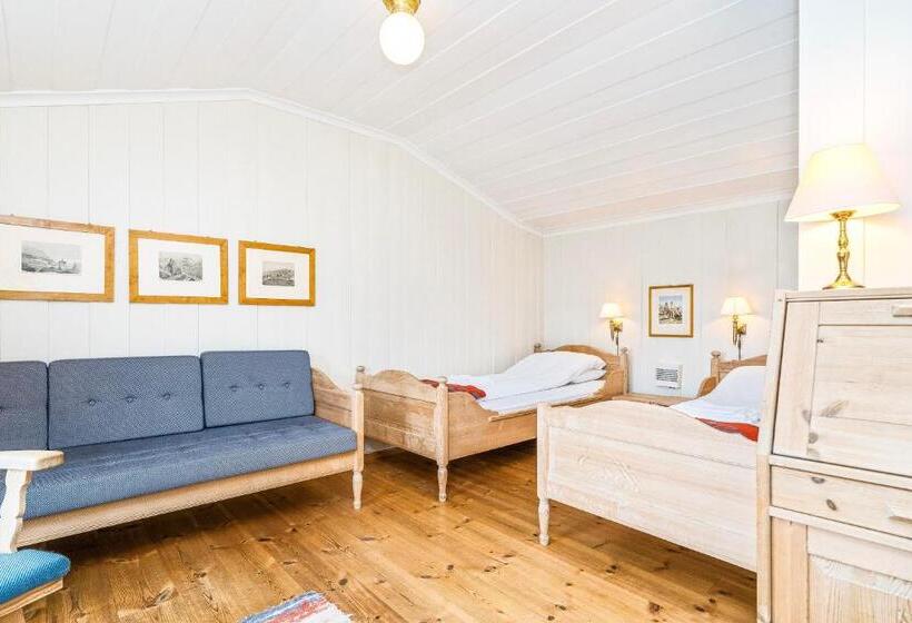 Номер Стандарт, Frich`s Kongsvold