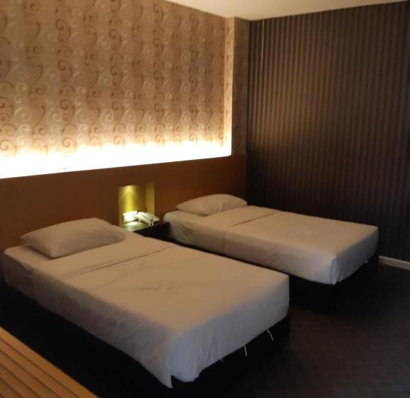 デラックスルーム, Grandeur Hotel And Spa