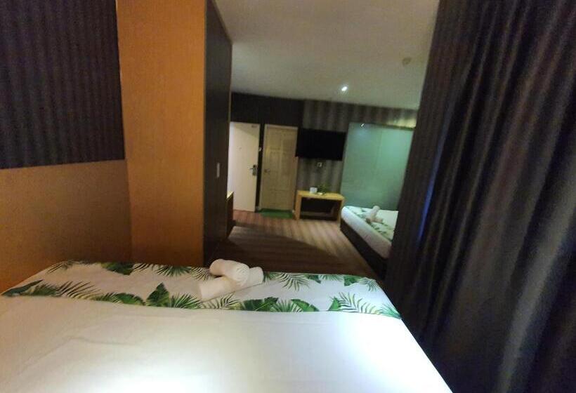 اتاق لوکس خانوادگی, Grandeur Hotel And Spa