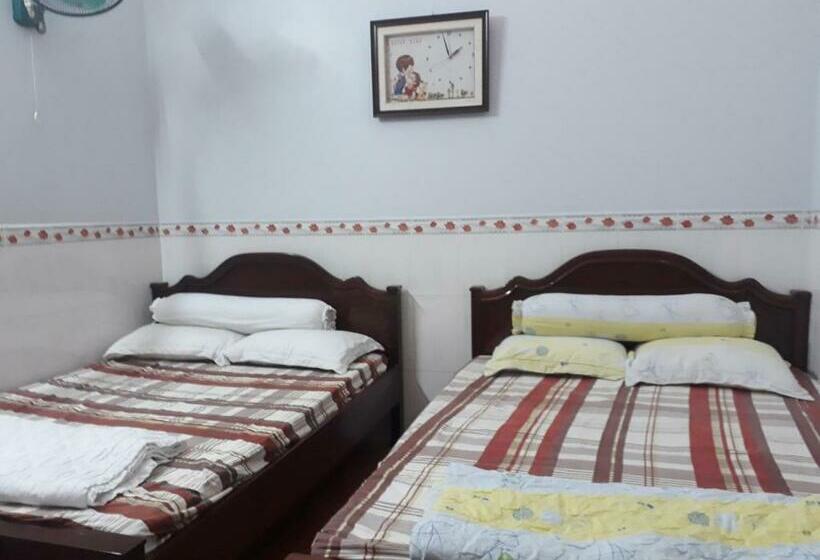 اتاق استاندارد چهار تخته, Khách Sạn Tiến Phát