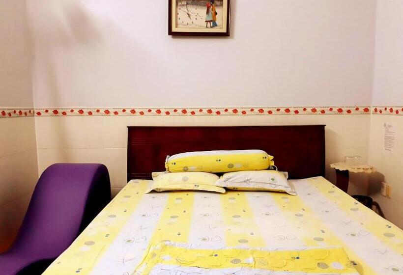 اتاق استاندارد با تخت بزرگ, Khách Sạn Tiến Phát