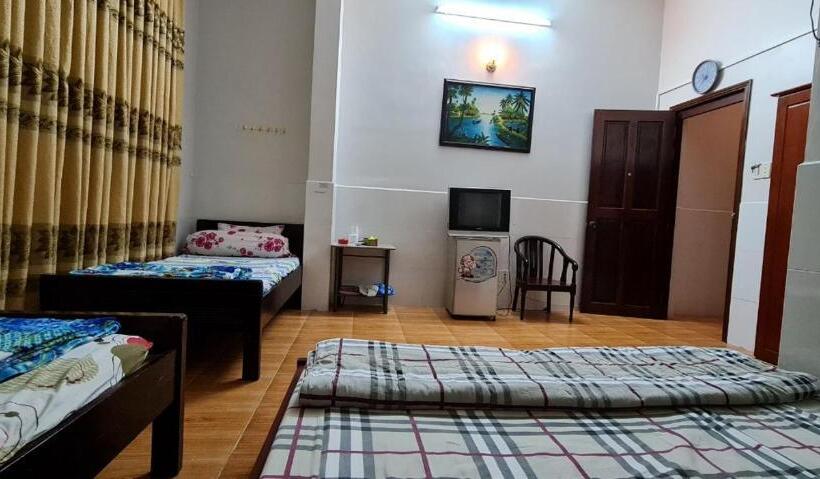 اتاق استاندارد چهار تخته, Khách Sạn Tiến Phát