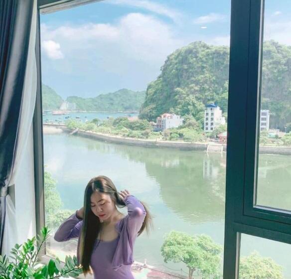 Triple Room Sea View, Rustic House