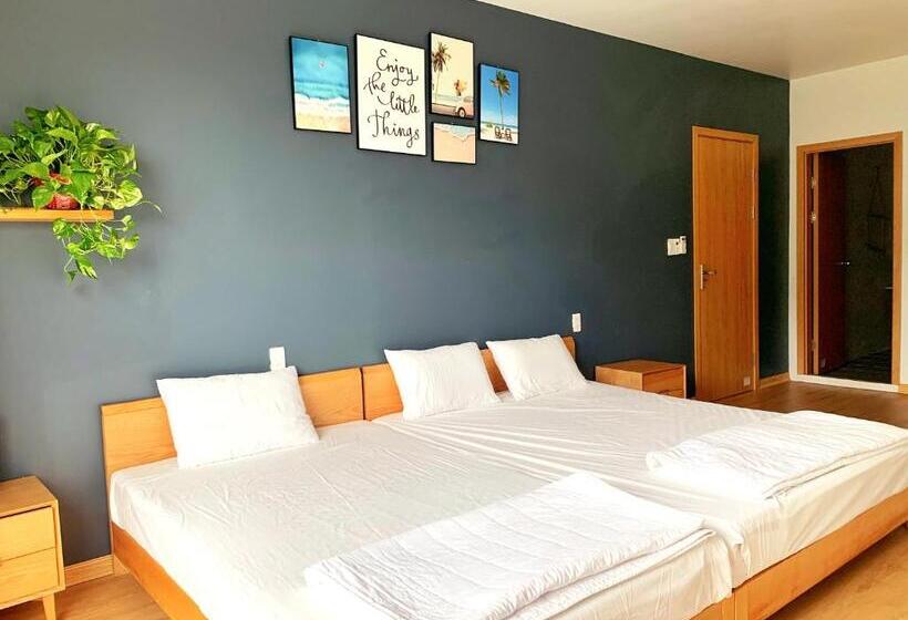 Triple Room Sea View, Rustic House