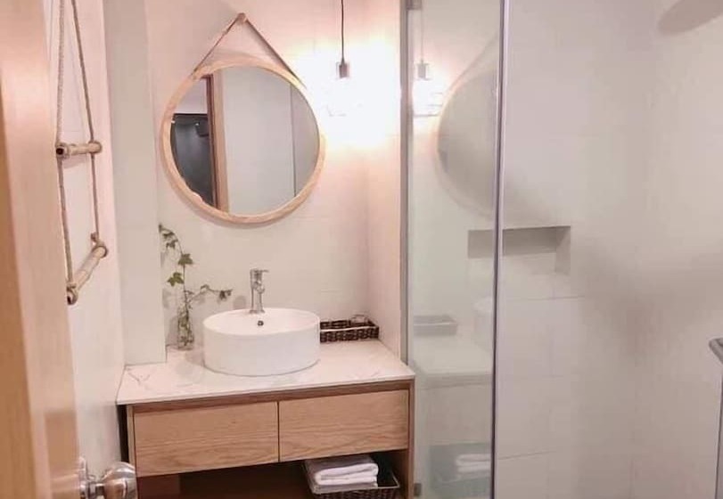 اتاق استاندارد چهار تخته, Rustic House