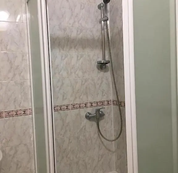 اتاق استاندارد چهار تخته, šeduvos Malūnas