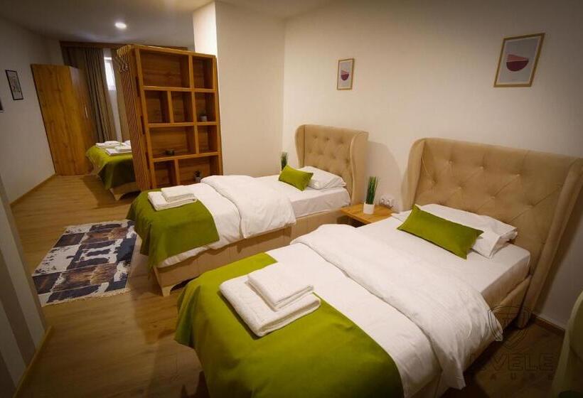 اتاق لوکس خانوادگی, Motel Kvele