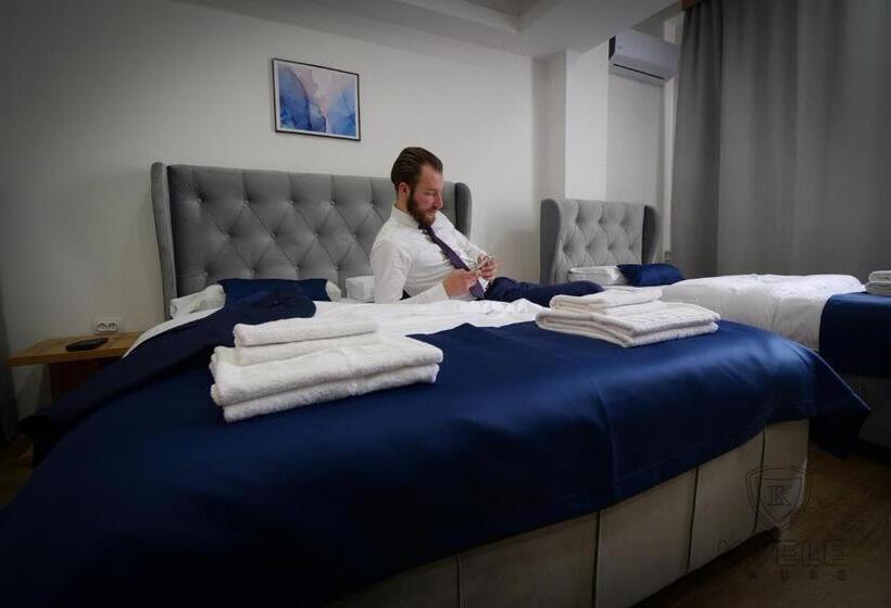 اتاق لوکس چهار تخته, Motel Kvele