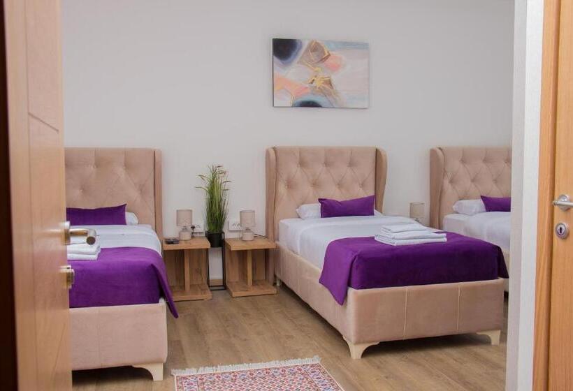 اتاق سوپریور سه تخته, Motel Kvele