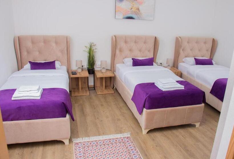 اتاق سوپریور سه تخته, Motel Kvele