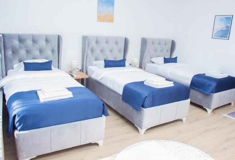 اتاق لوکس سه تخته, Motel Kvele