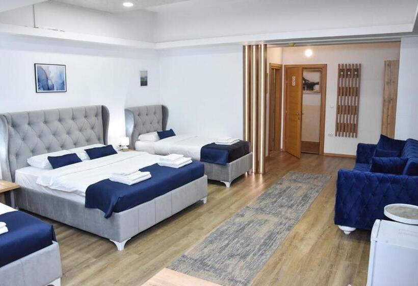 اتاق لوکس چهار تخته, Motel Kvele