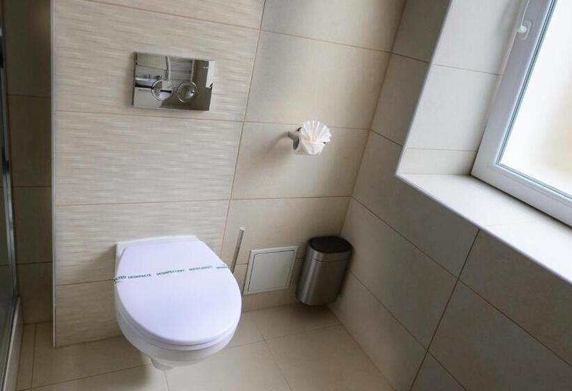 اتاق استاندارد, Resita Residence