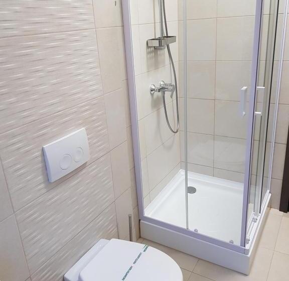 اتاق استاندارد, Resita Residence