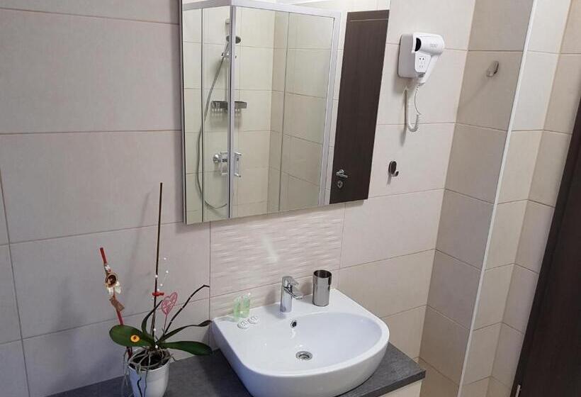 标准间, Resita Residence