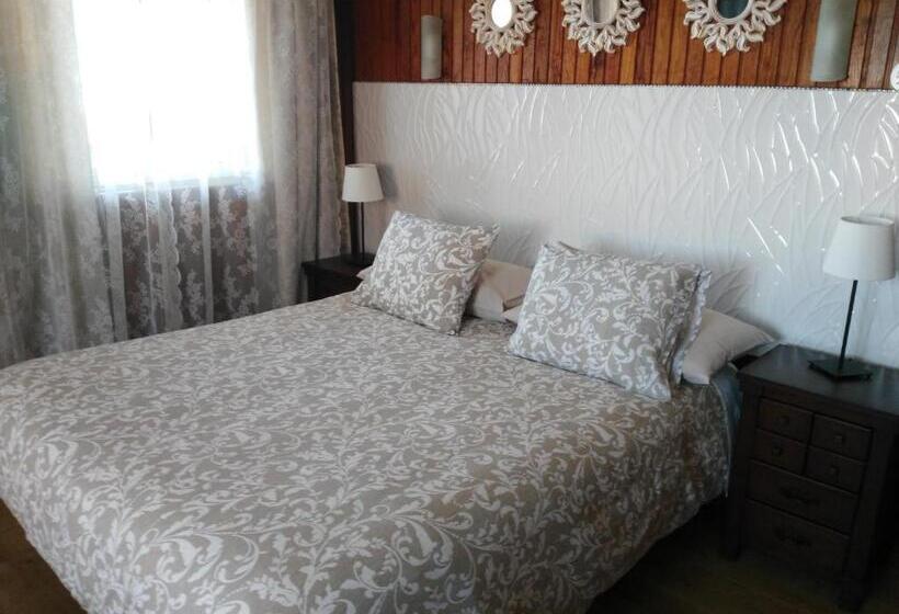 غرفة قياسية مزوَّدة بتراس, Hospedaje Tu Sitio