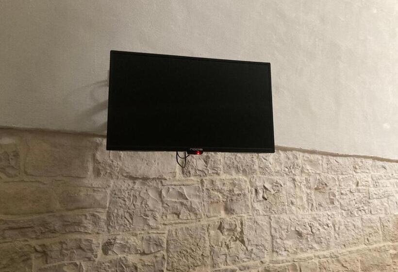 اتاق لوکس خانوادگی, Borghetto Pedale