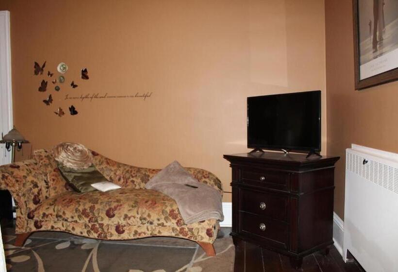 غرفة قياسية, Monroe Manor Inn