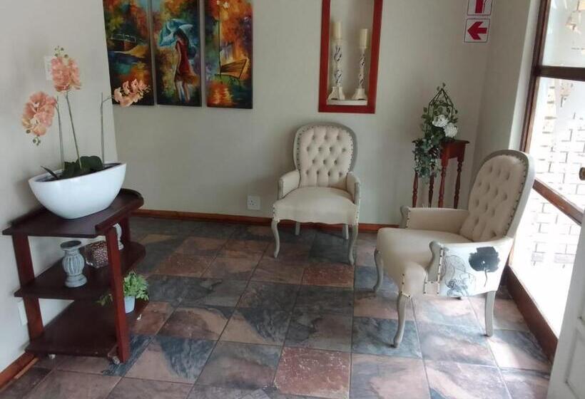 غرفة قياسية, Palms Lodge