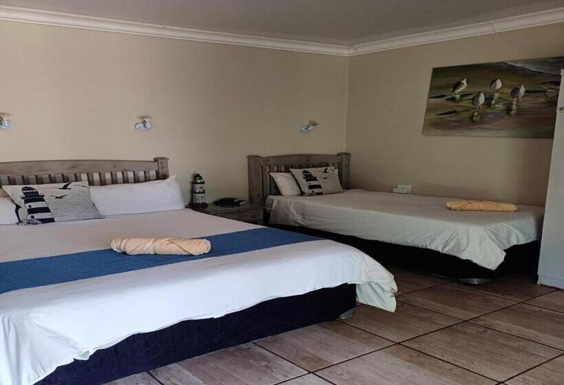 غرفة عائلية, Palms Lodge