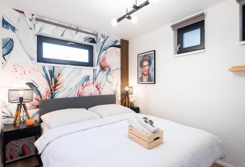 基本间, Penzion Mácha