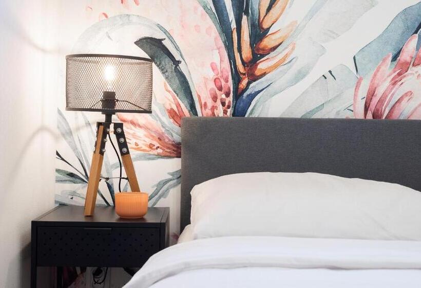 基本间, Penzion Mácha